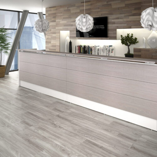 Recepcion 4.08 mts de frente, .64 de fondo, 1.10 de alto con cubierta principal de 200x60 cms en color blanco, top mostrador y vistas frontales en melamina alcene, nogal tenebre o olmo tundra, costados 38mm blanco" - muebles de oficina en veracruz y xalapa"