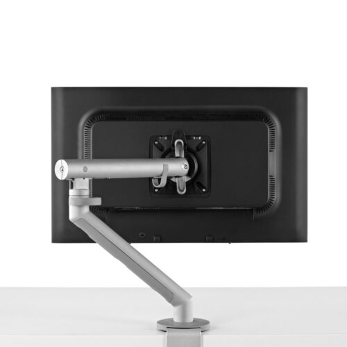 BRAZO FLO SENCILLO,PARA MONITOR SUPERFICIE CLAMP TIPO CLIP COLOR PLATA * PRECIO EN DOLARES AMERICANOS